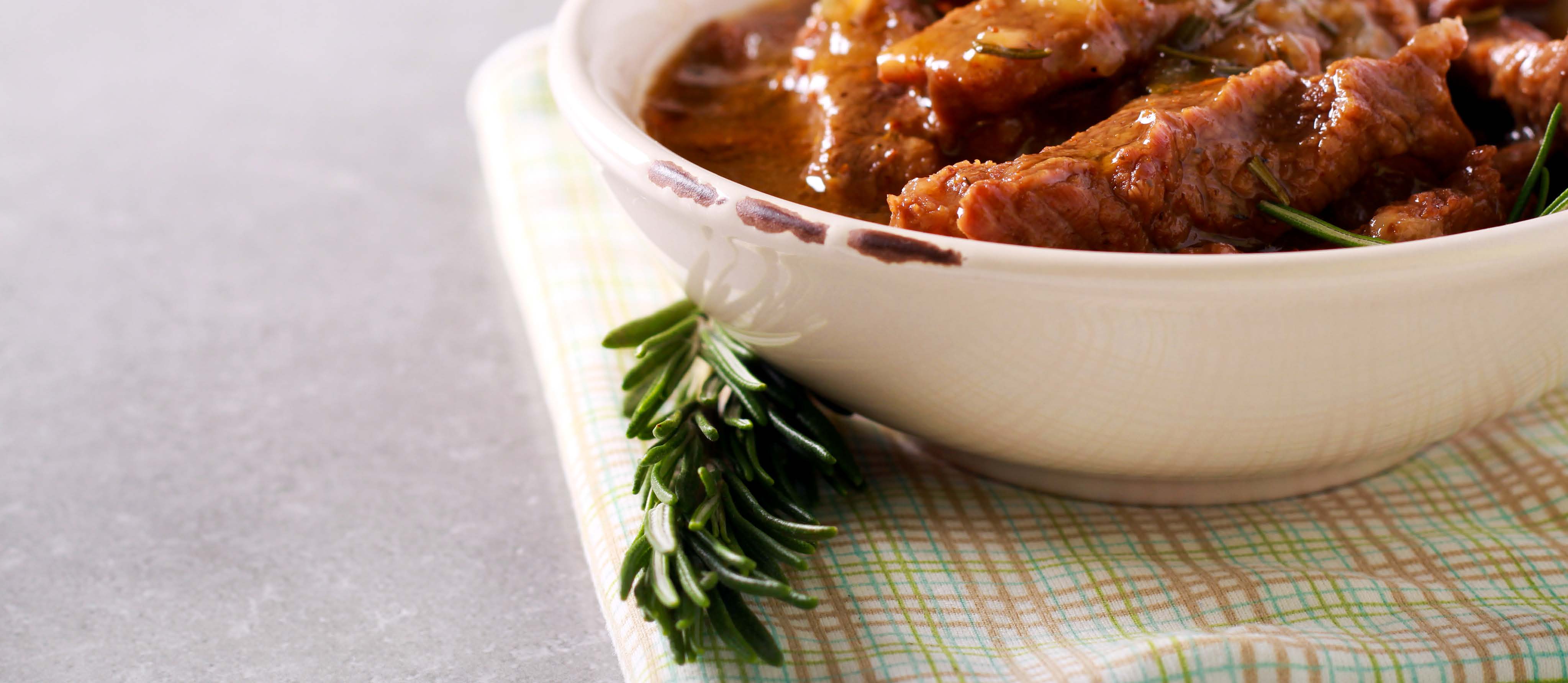 Multi-Cooker Hearty Beef Stew